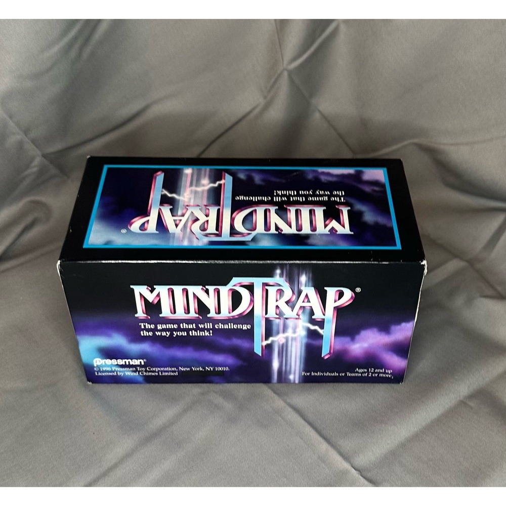 Vintage 1996 MIND TRAP Classic Card Puzzle Party Game Pressman